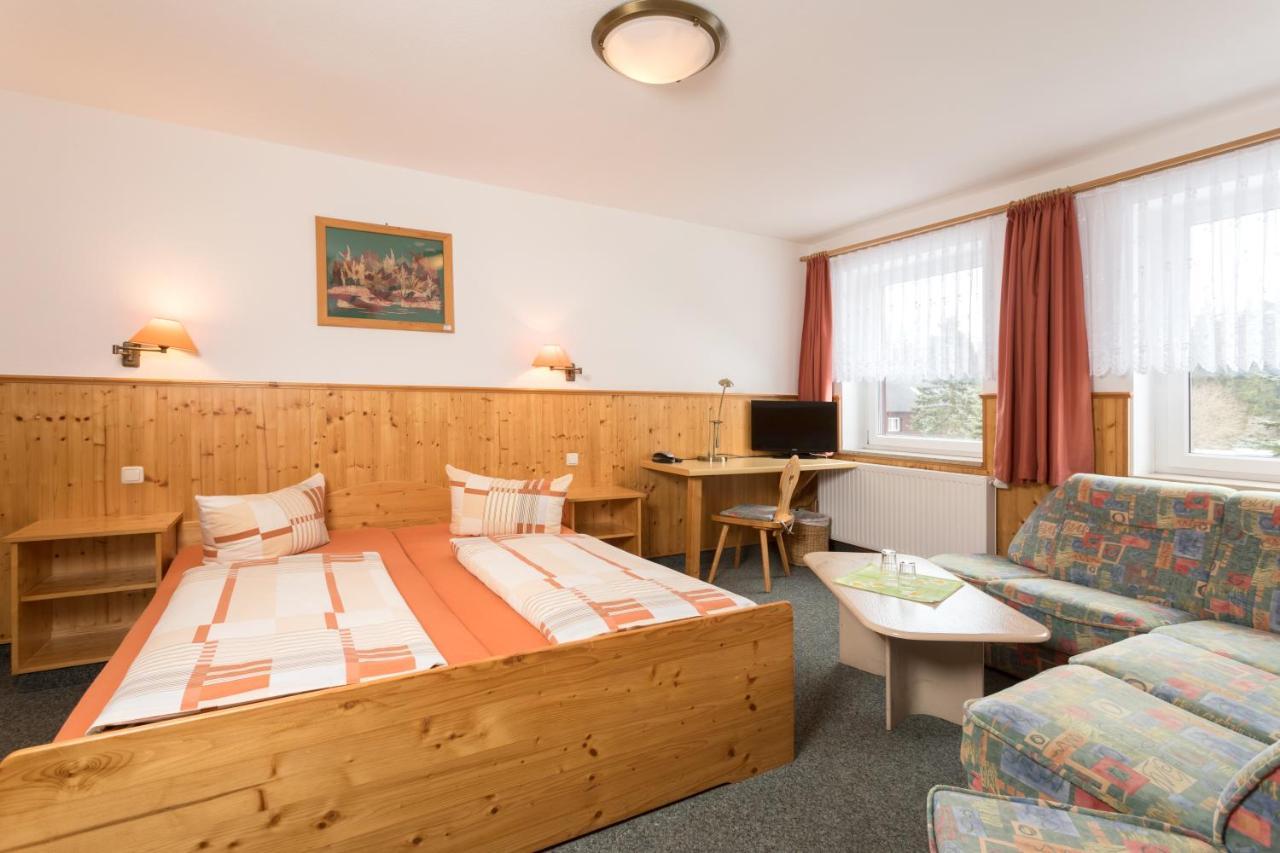 Hotel Sportpark Rabenberg Breitenbrunn  Zewnętrze zdjęcie