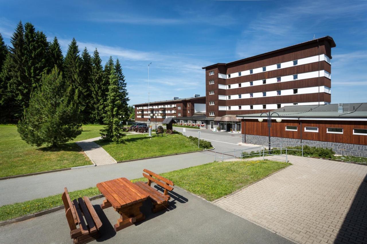 Hotel Sportpark Rabenberg Breitenbrunn  Zewnętrze zdjęcie