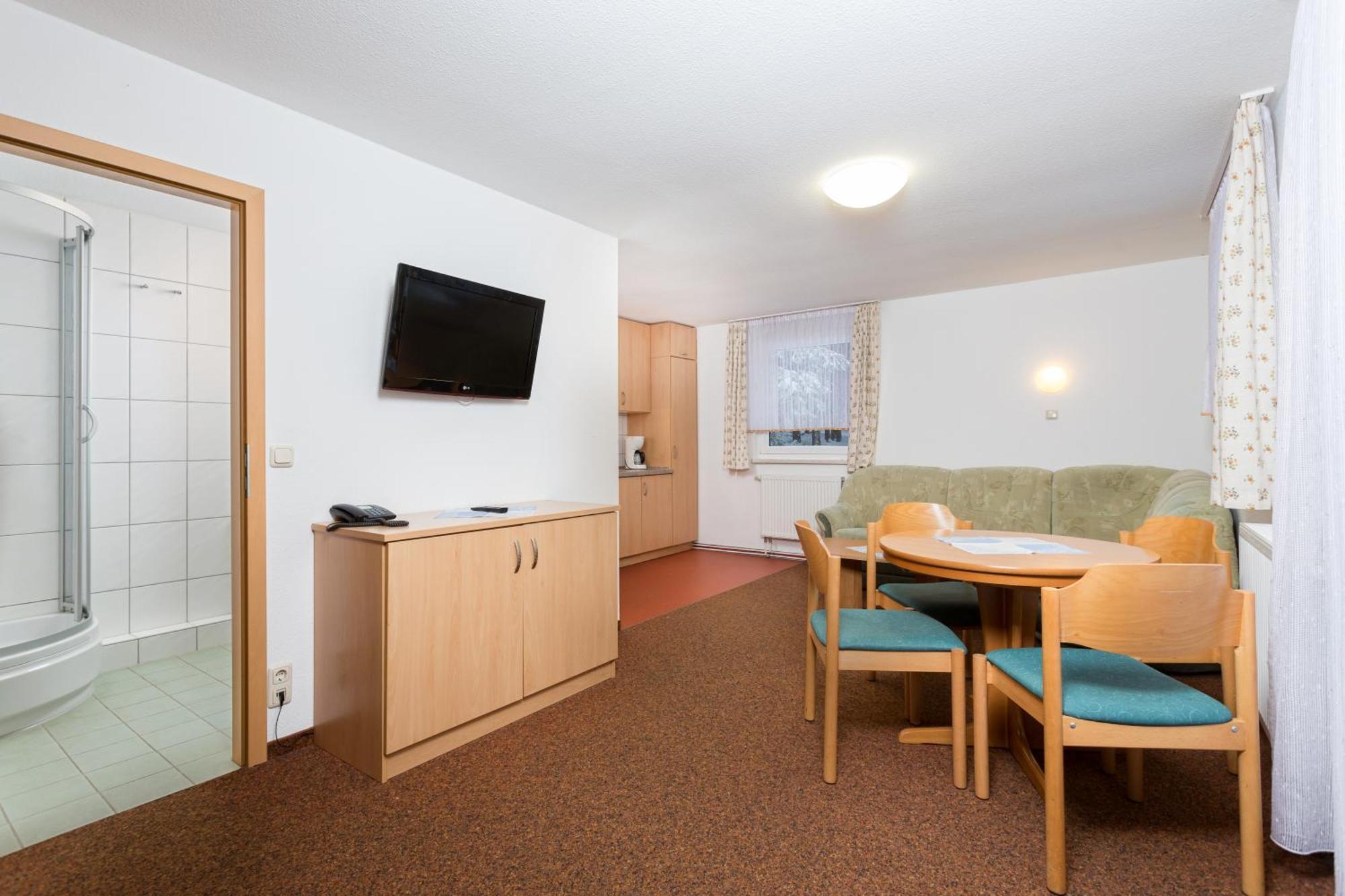 Hotel Sportpark Rabenberg Breitenbrunn  Zewnętrze zdjęcie